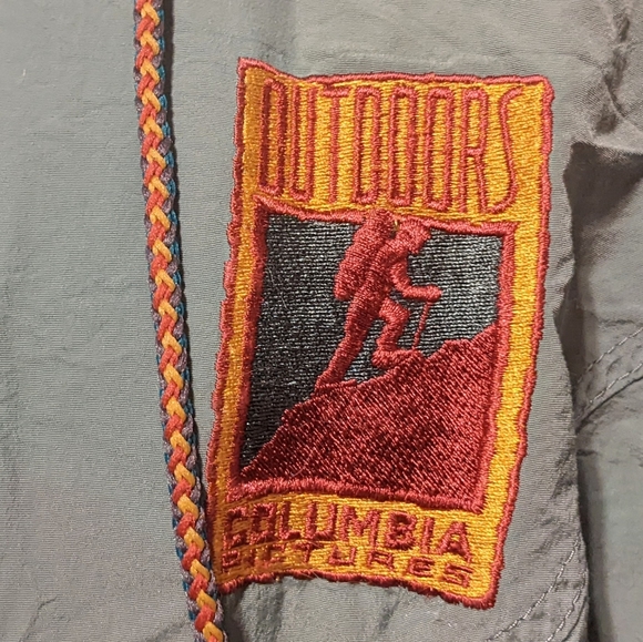 Vntg iridescent oversized "Outdoors Columbia Pictures" Zyng Jacket Small - Picture 3 of 10